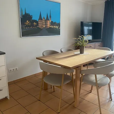Groemitz, Stiegkamp 3, Whg 1 - Grosse Terrassenwohnung, 2 Sz, Naehe Und Yachthafen, Behindertenfreundlich, Wlan Lägenhet *